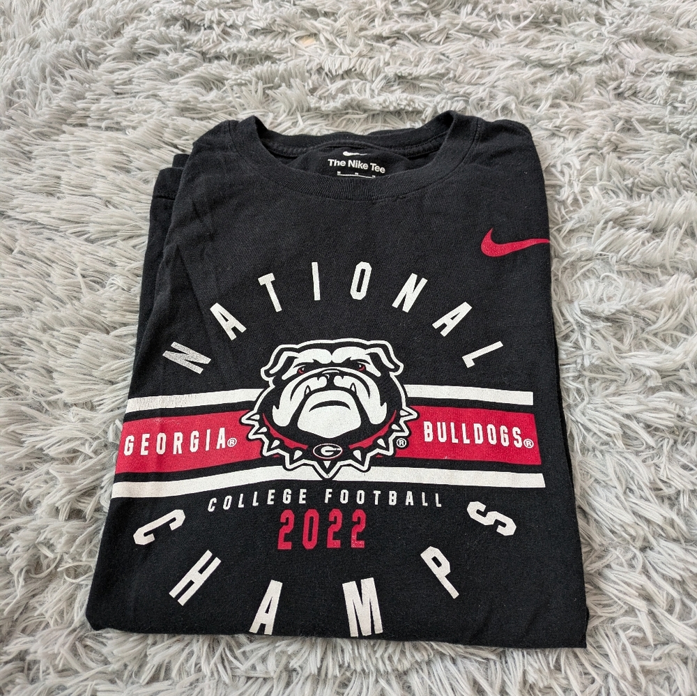 Nike Georgia Bulldogs 2022 Championship long sleeve t. Worn once.